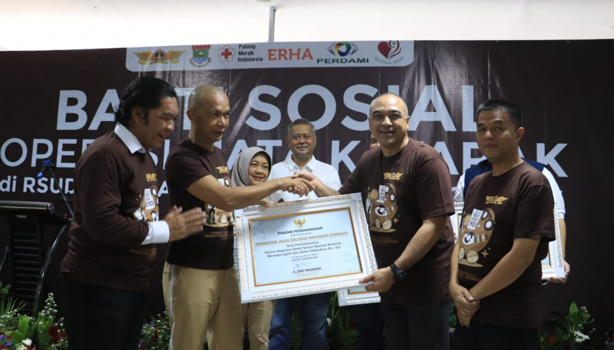 Pemkab Tangerang menggelar operasi katarak gratis